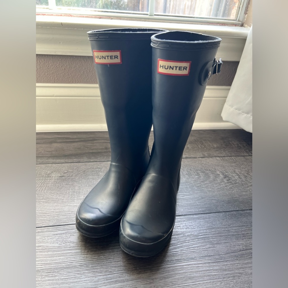 Hunter Kid’s Navy Blue Rain Boots size 2